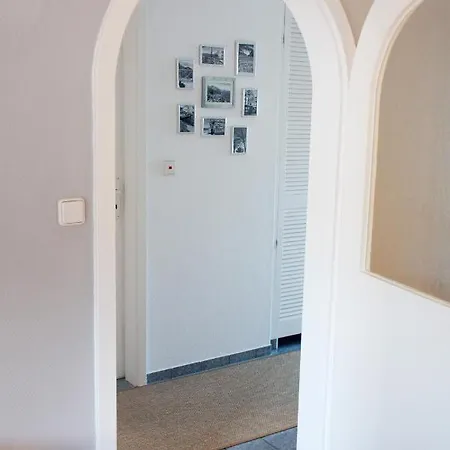 Mediterrane Nahe Hbf Mit Domblick 不莱梅