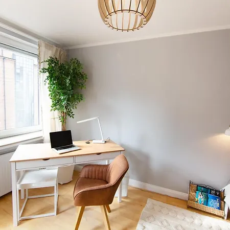 Apartment Mediterrane Nahe Hbf Mit Domblick