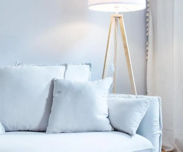 Mediterrane Nahe Hbf Mit Domblick * Bremen