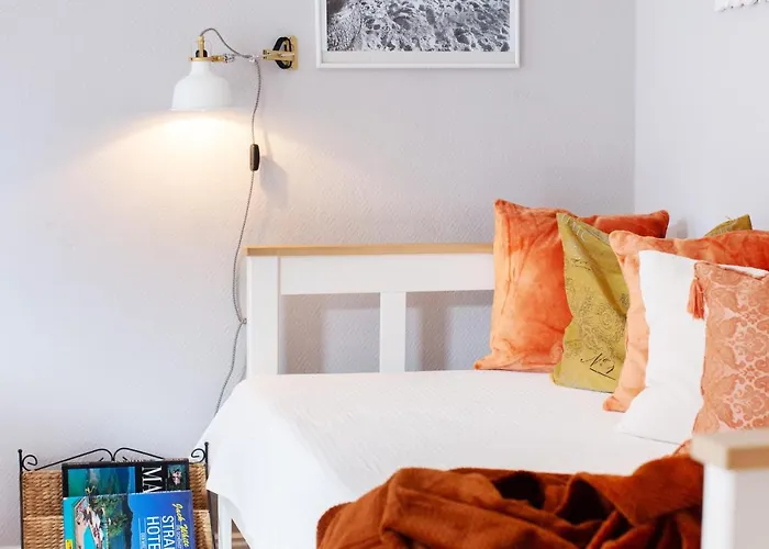 Mediterrane Nahe Hbf Mit Domblick *