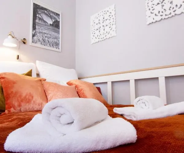 Daire Mediterrane Nahe Hbf Mit Domblick Bremen